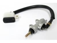 Image of Brake master cylinder assembly, Rear