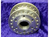 Image of Wheel hub, Front (From Frame No. CB450 4018702 to end of production)