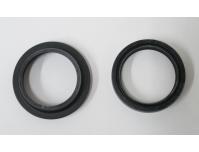 Image of Fork oil seal set containing one oil seal and one dust seal